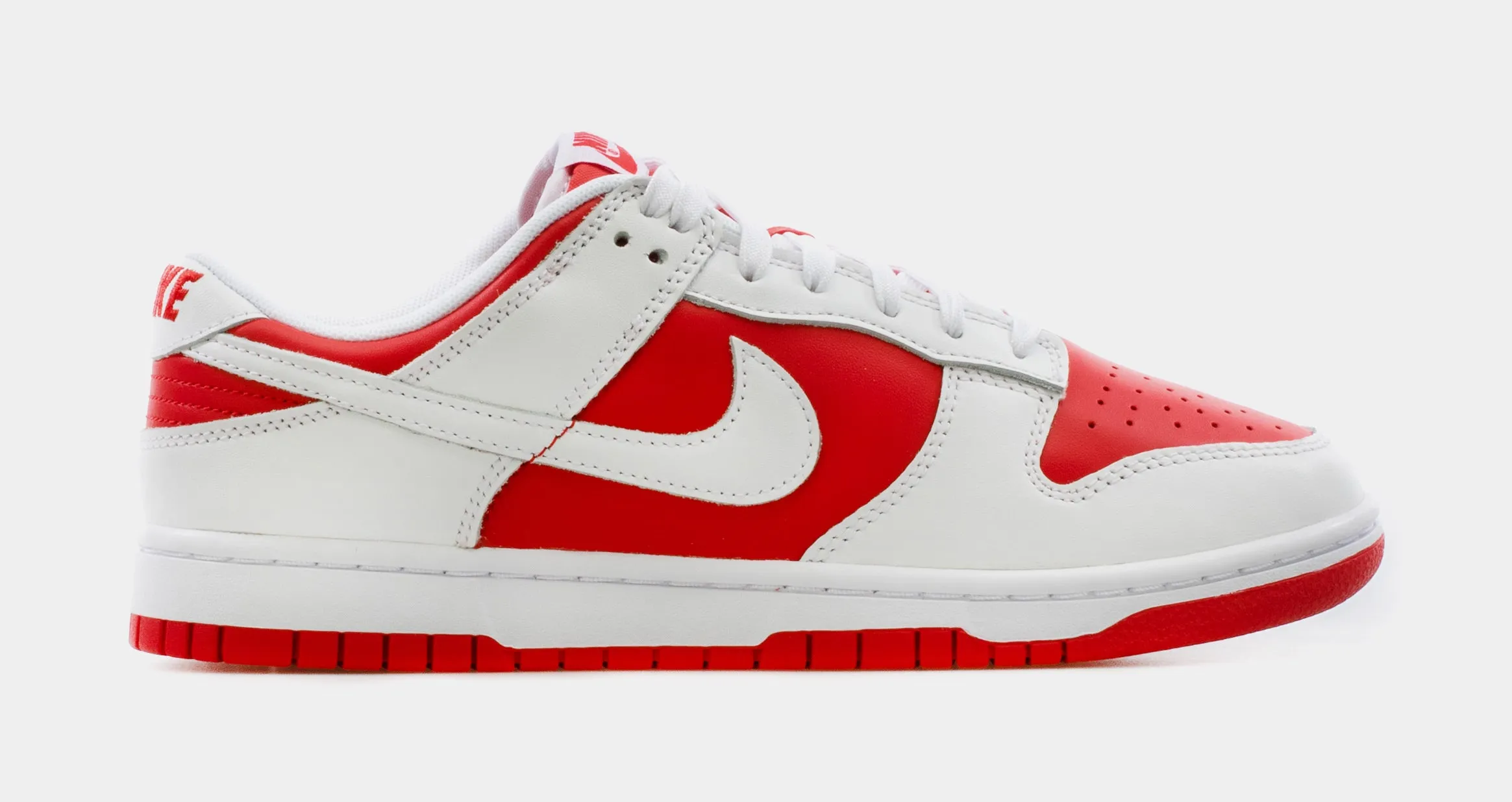 Dunk Low University Red Mens Lifestyle Shoe (White/Red)