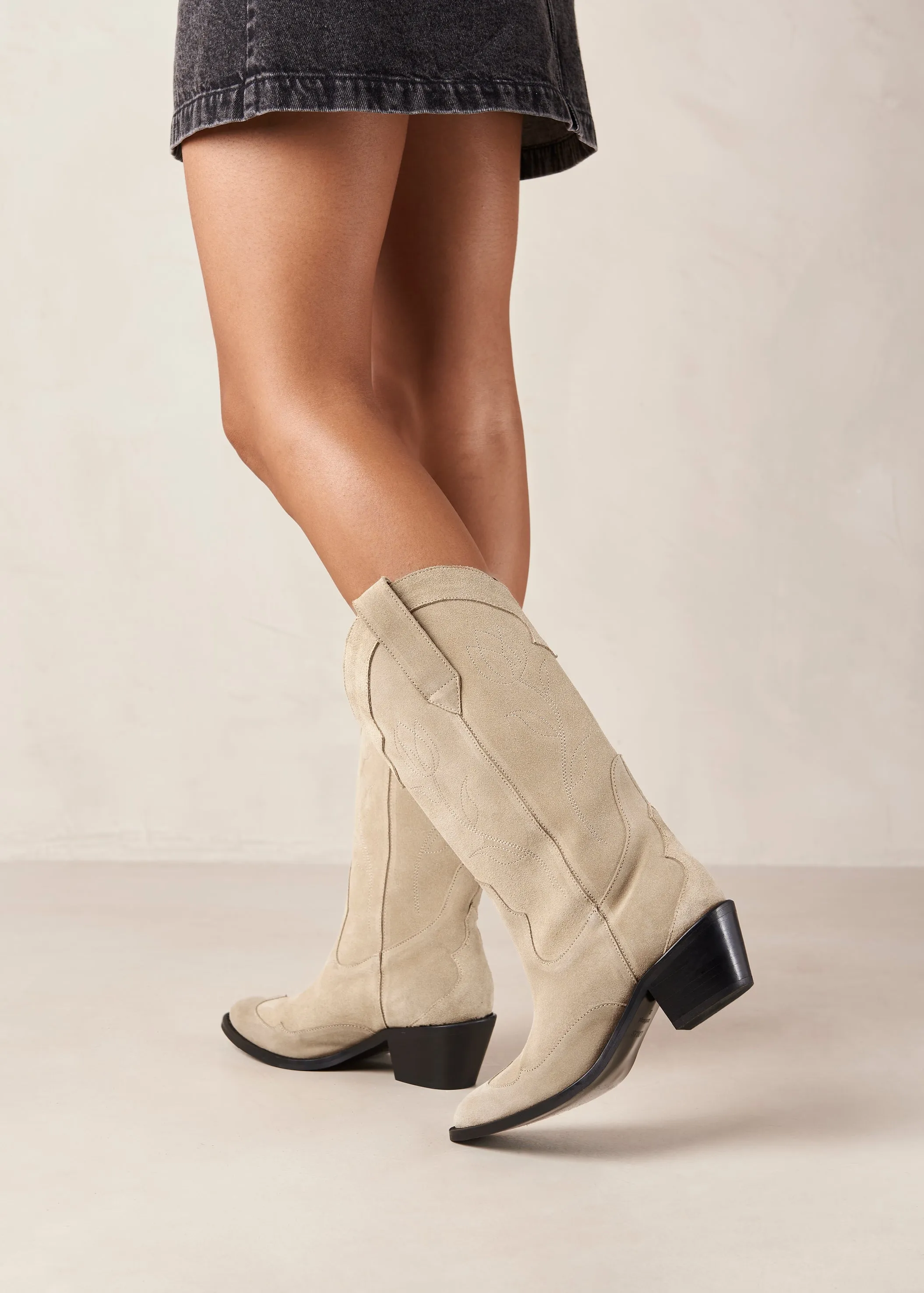 Liberty Suede Beige Leather Boots