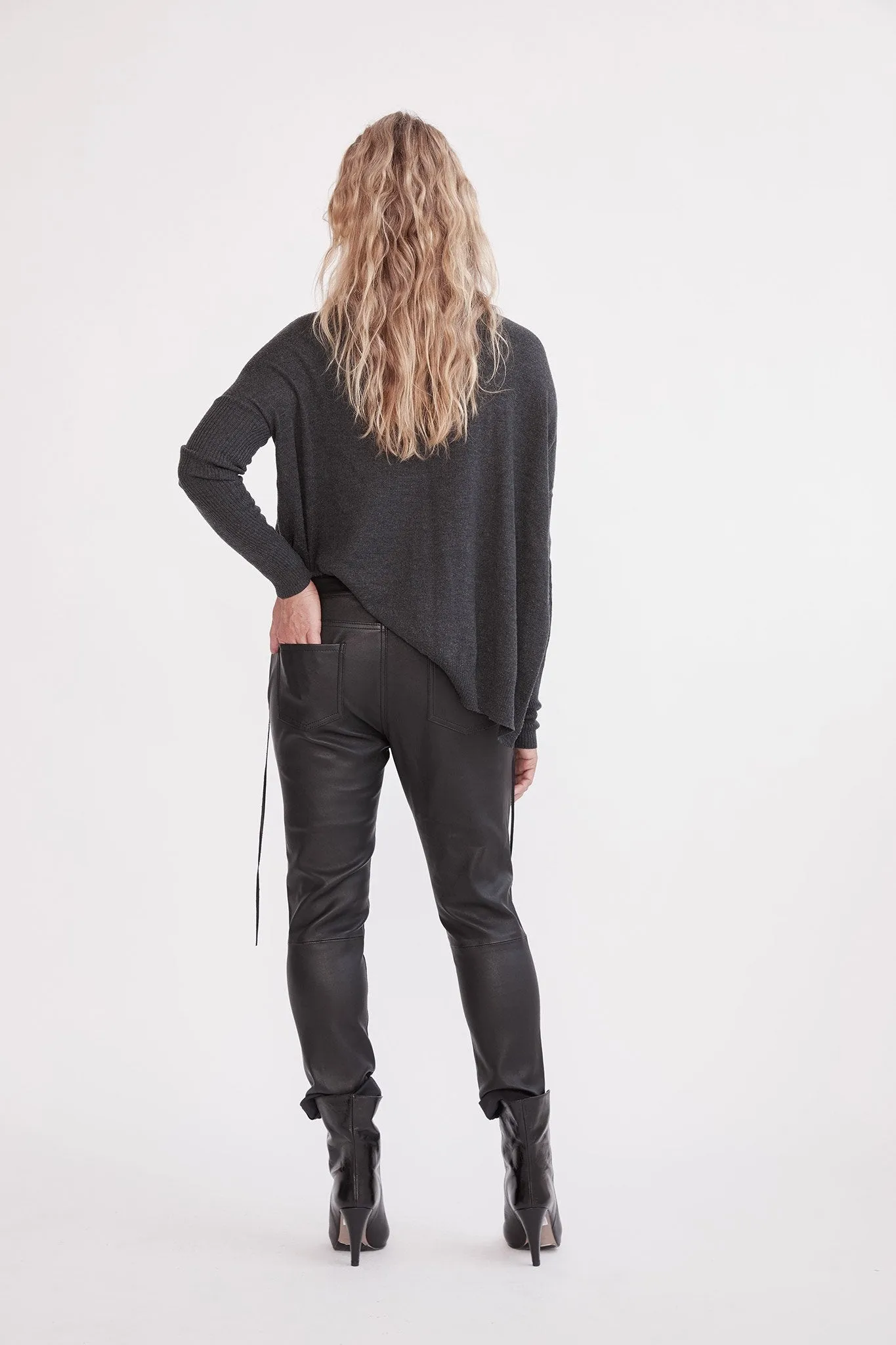 The Bondi Slouch Pant Black Stretch Leather